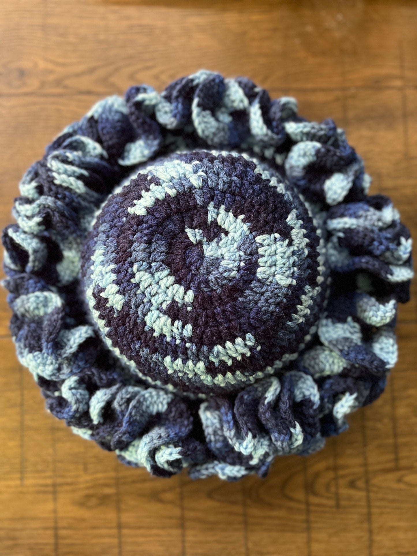 Ruffle hat (made to order)