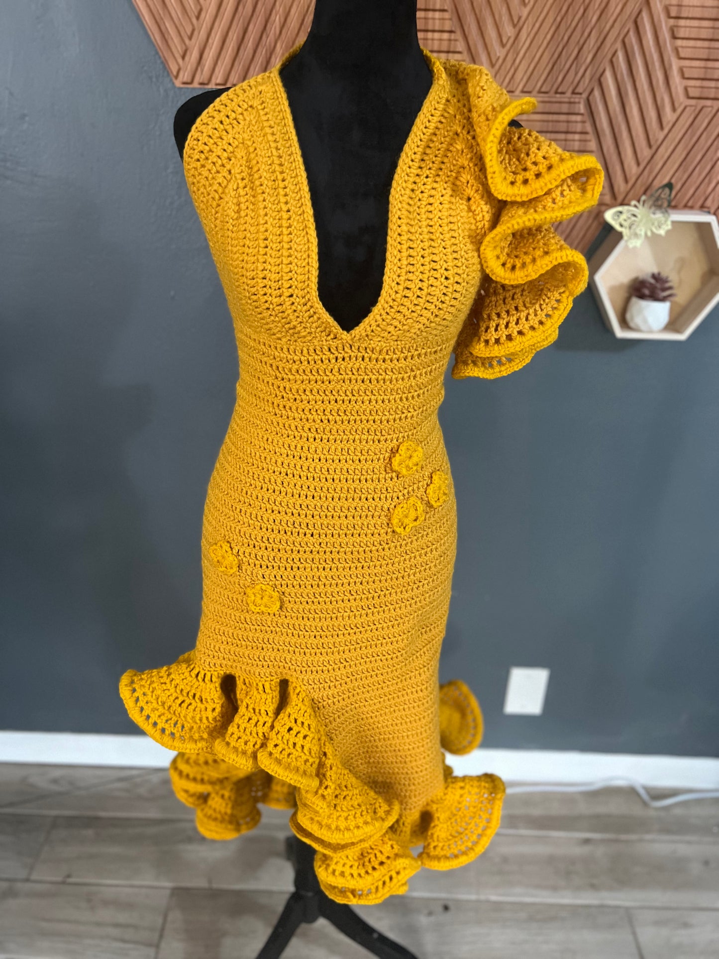 Split ruffle dress